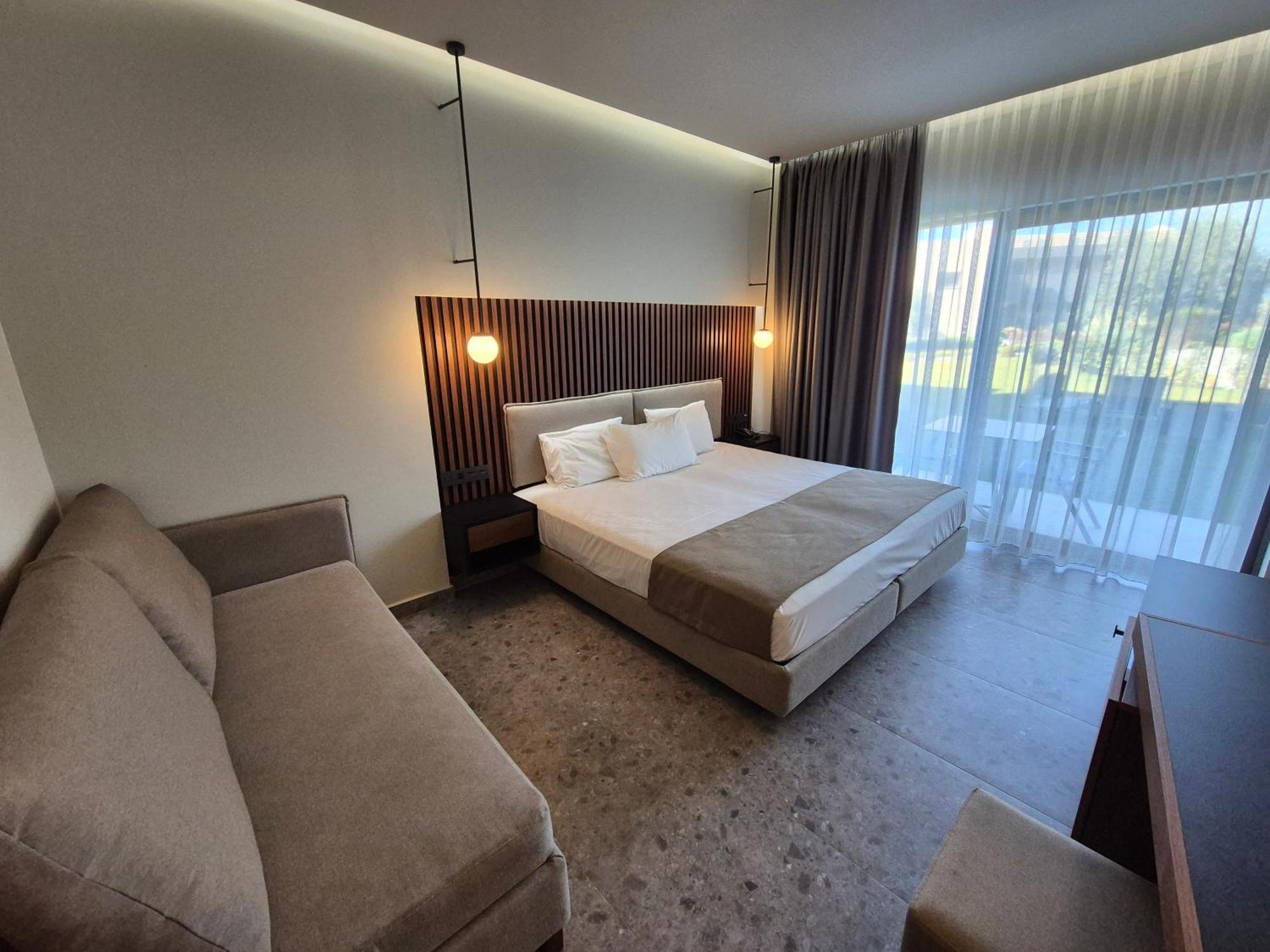 Thassos Imperial 4*